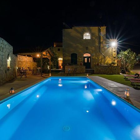 Skandalis Apartments With Pool Chorafakia Exteriér fotografie